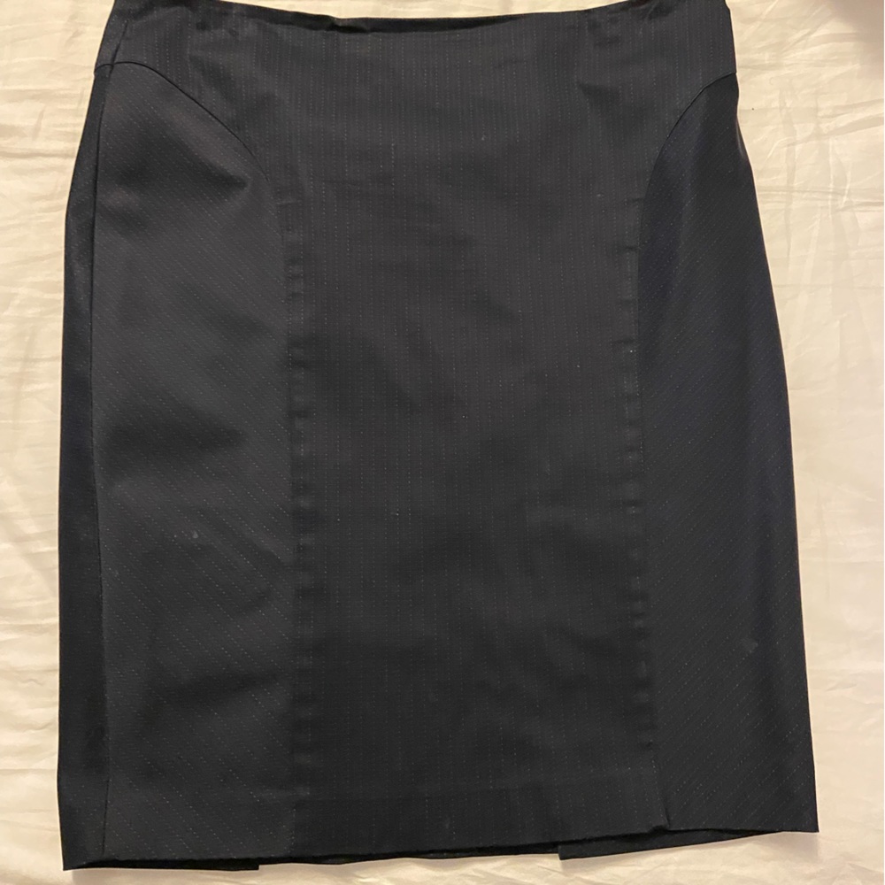 Cynthia Steffe pencil navy blue skirt size 10